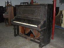 Schubert Upright Piano